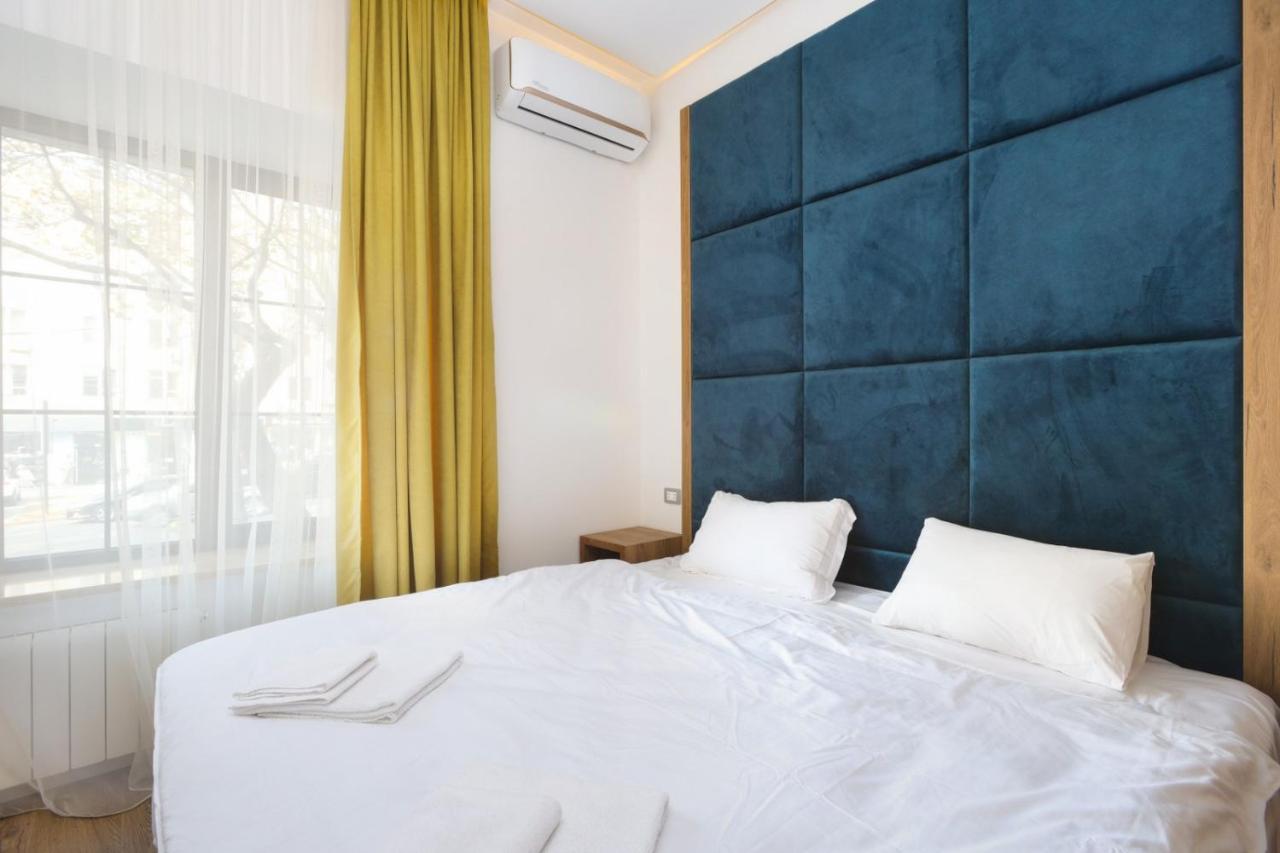 Stay Inn-Apartments On Abovyan 32 เยเรวาน ภายนอก รูปภาพ