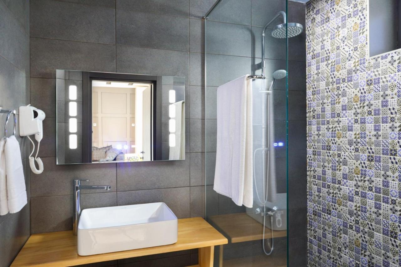 Stay Inn-Apartments On Abovyan 32 เยเรวาน ภายนอก รูปภาพ